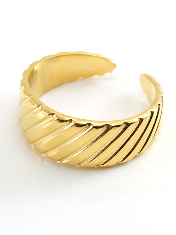 Fashionable And Personalized Retro Style Ring Gold Living Ring