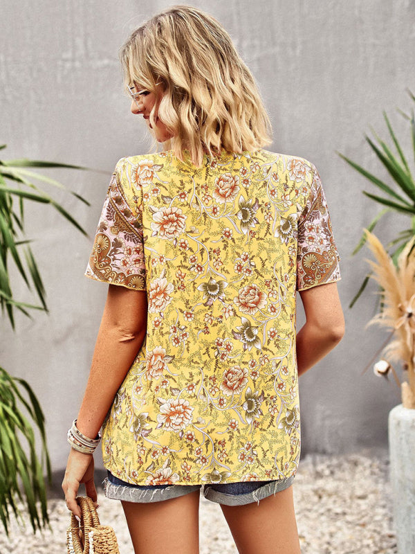 Astrid Women's V Neck Short Sleeve Printed Shirt