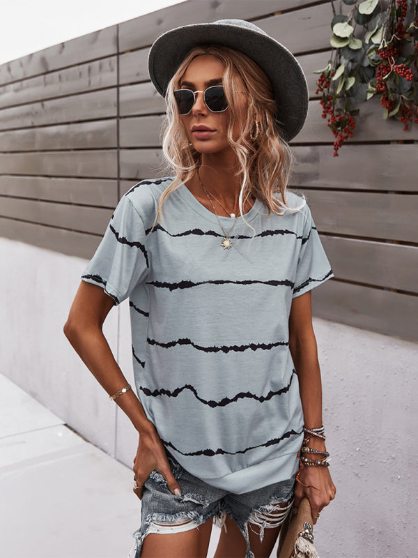 Casey Round Neck T-Shirt Positioning Flower Short Sleeve Ladies