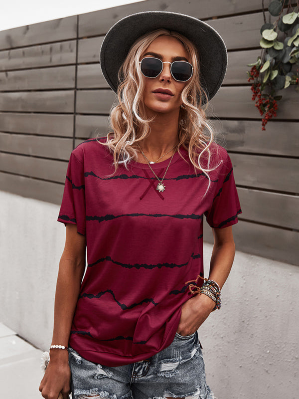 Casey Round Neck T-Shirt Positioning Flower Short Sleeve Ladies