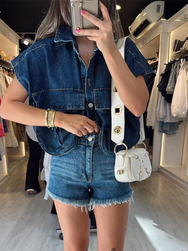 Artemis Women's Solid Color Big Pocket Sleeveless Lapel Shirt Denim Top