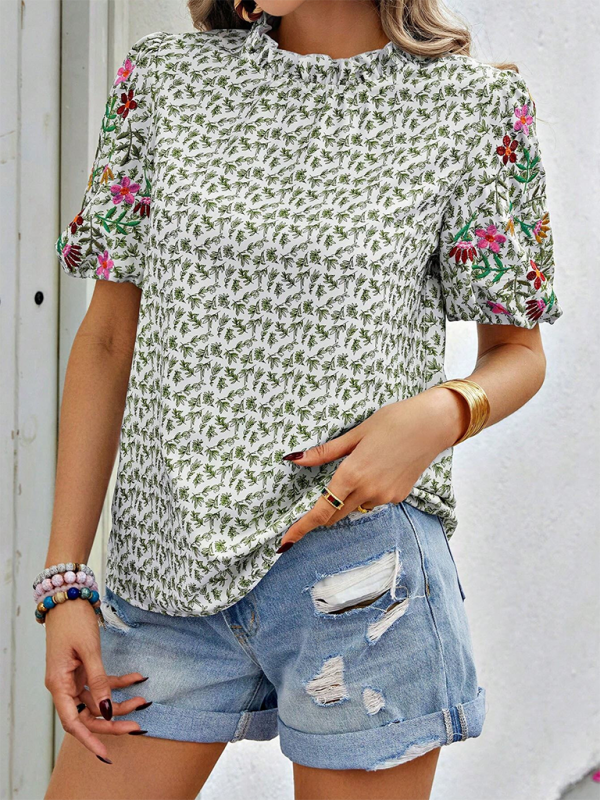 Evalina New Embroidered Printed Buckled Wave High Neck Short Colorblock Top