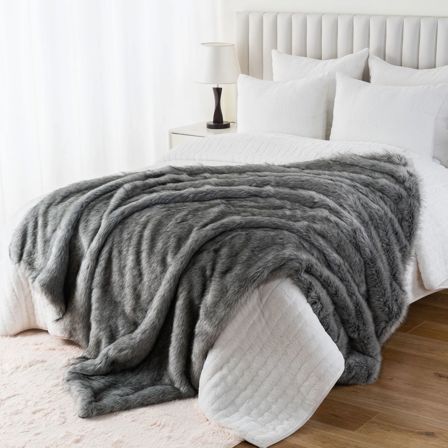 Faux Fur Throw Blanket Luxury Decorative Sofa Blankets Thick Warm Fur Blanket Soft Fluffy Plaid Throws for Bed King Size