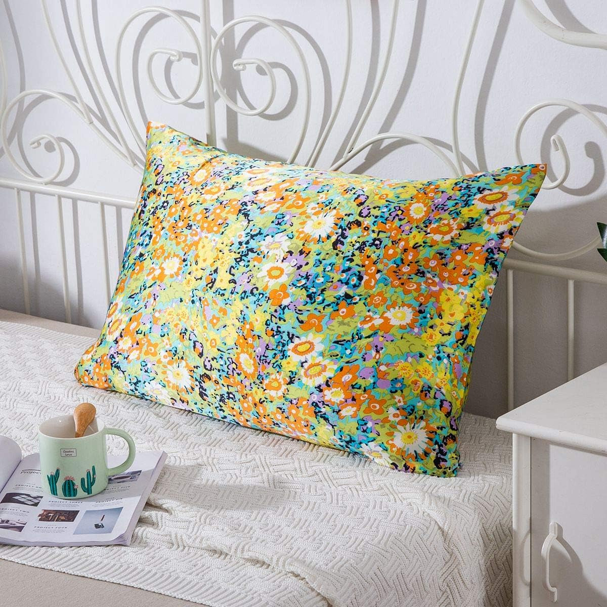 Silk Pillowcase for Hair and Skin with Hidden Zipper Print (Standard, Pattern14)