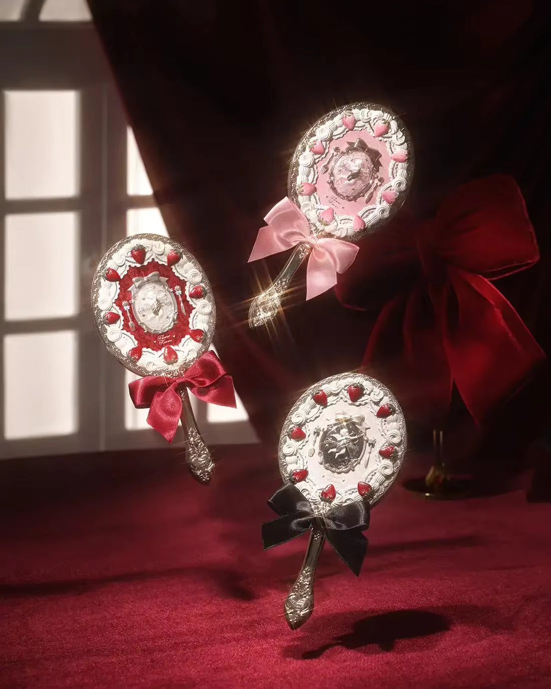 Flower Knows Vanity Mirror Violet Strawberry Rococo Hand Mirror Makeup Mirrors Portable Mirror with Handle