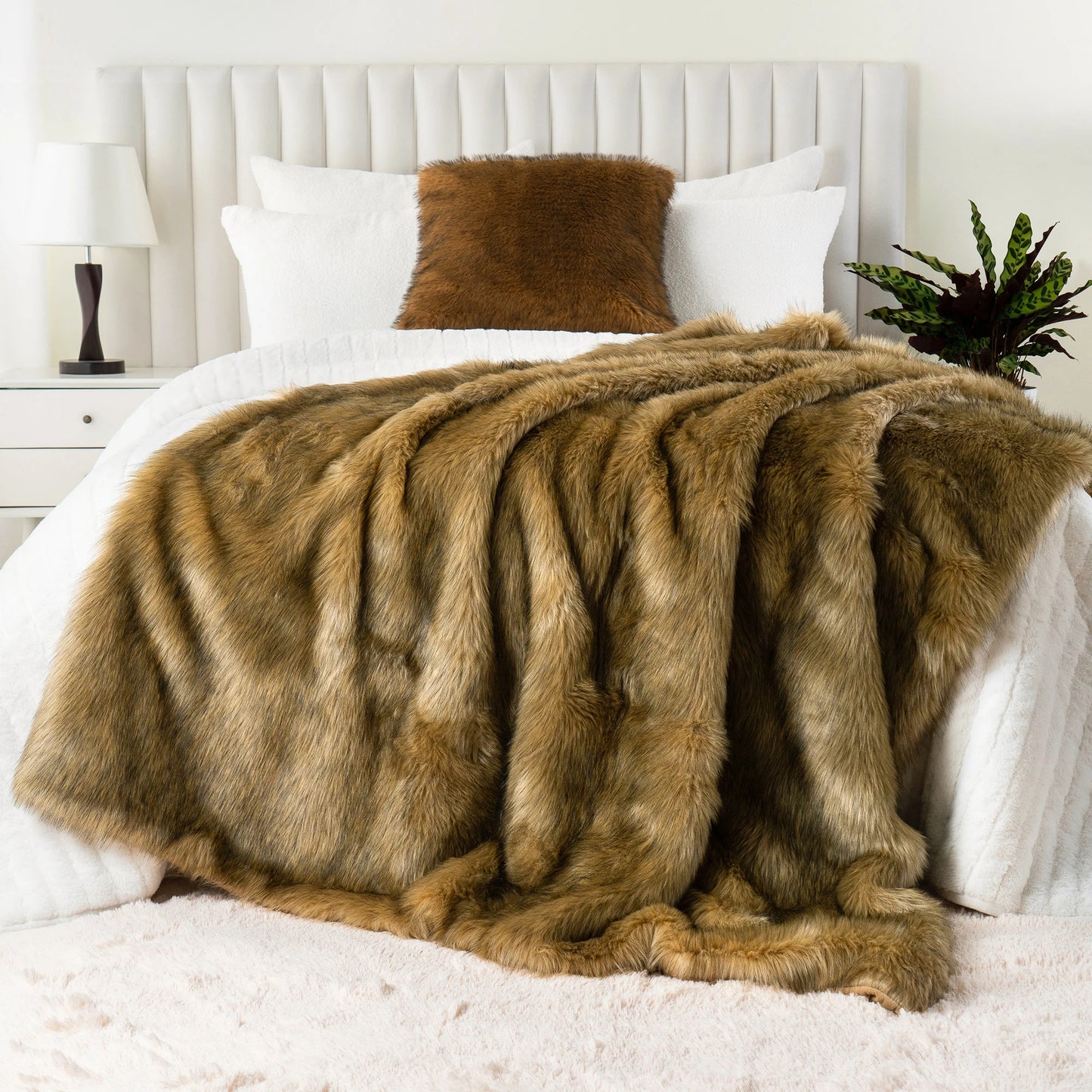 Faux Fur Throw Blanket Luxury Decorative Sofa Blankets Thick Warm Fur Blanket Soft Fluffy Plaid Throws for Bed King Size