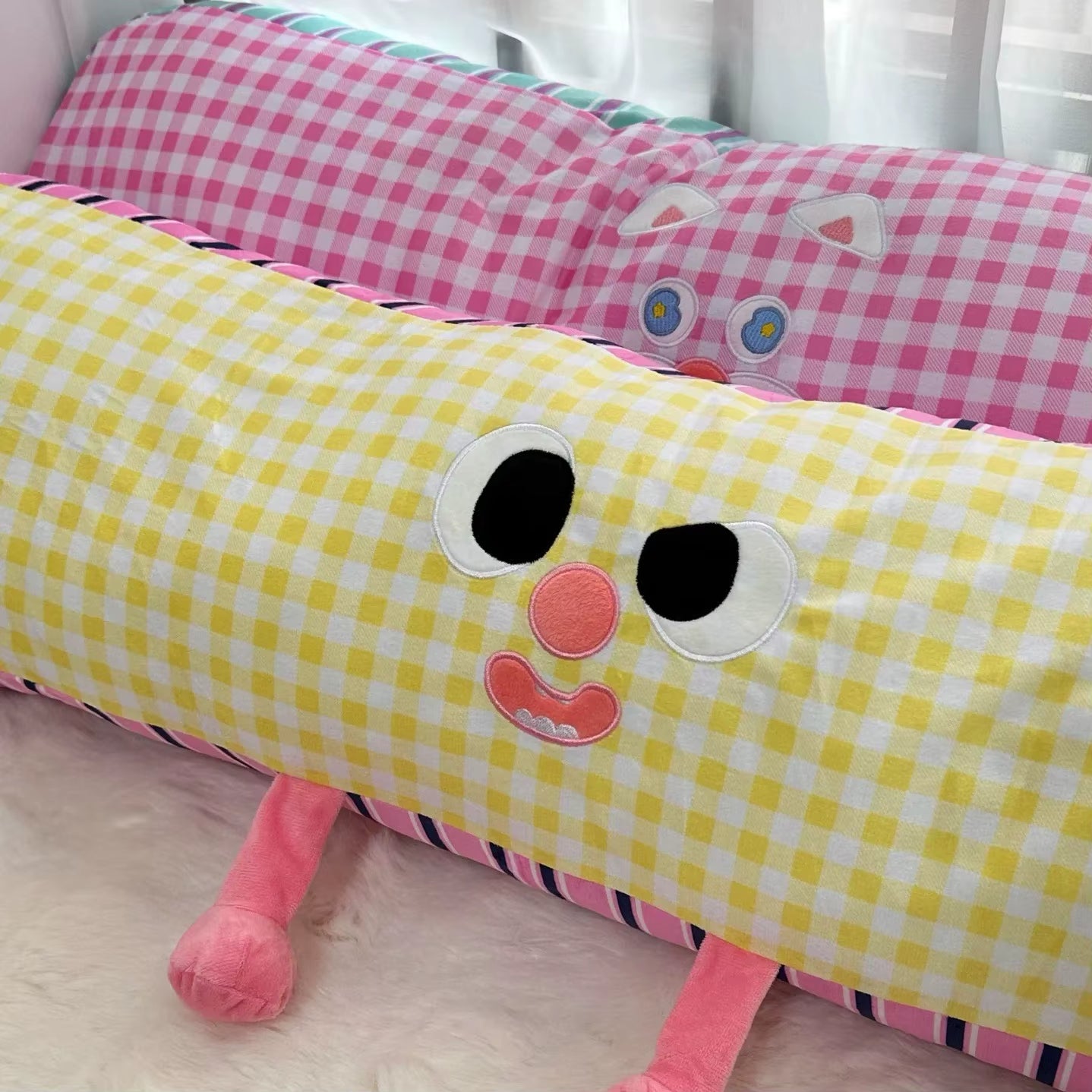 Long Grid Sleeping Pillow Side Sleeping Leg Clamp Pillow Cute Pillows Bed Cushion Pillow Cartoon Print Decorate Plush Pillows