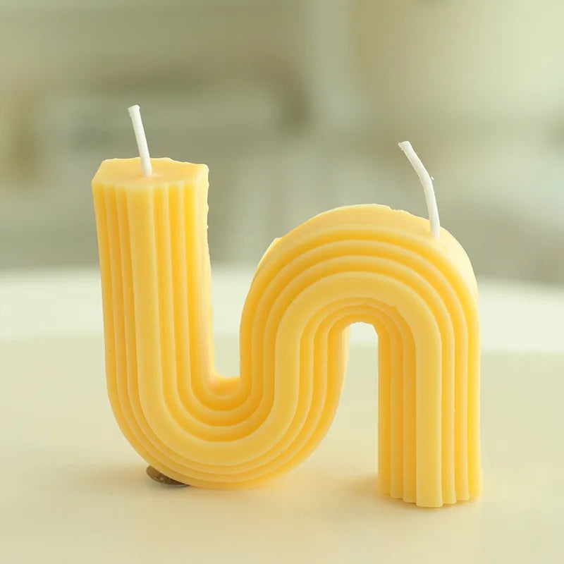 Geometry Unique Candle Wave S Shape Unscented Decorative Candles Black White Pink Hand Poured Soy Candles