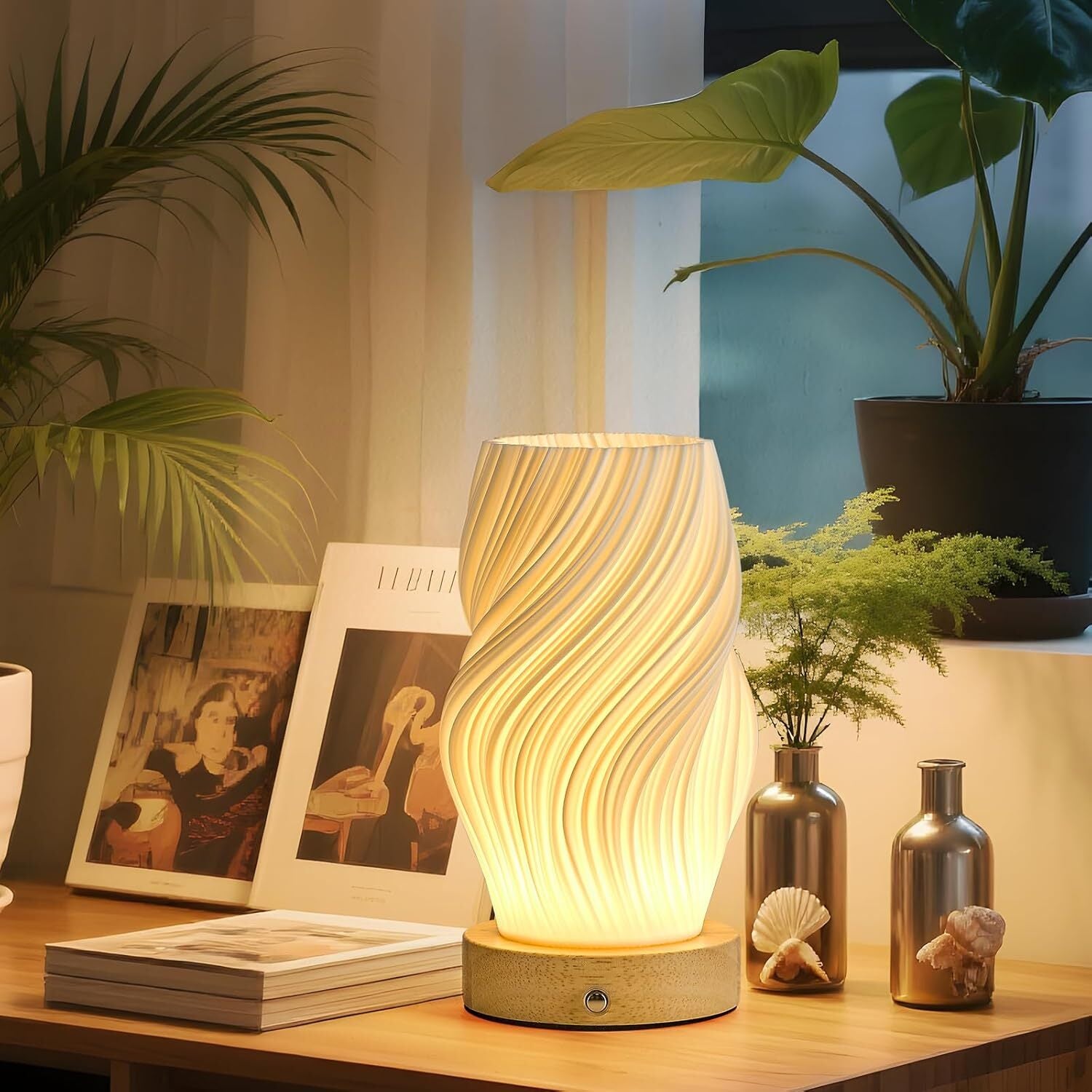 Small Battery Operated Lamp, Modern Table Lamp, Rechargeable, Touch Control, 3 C