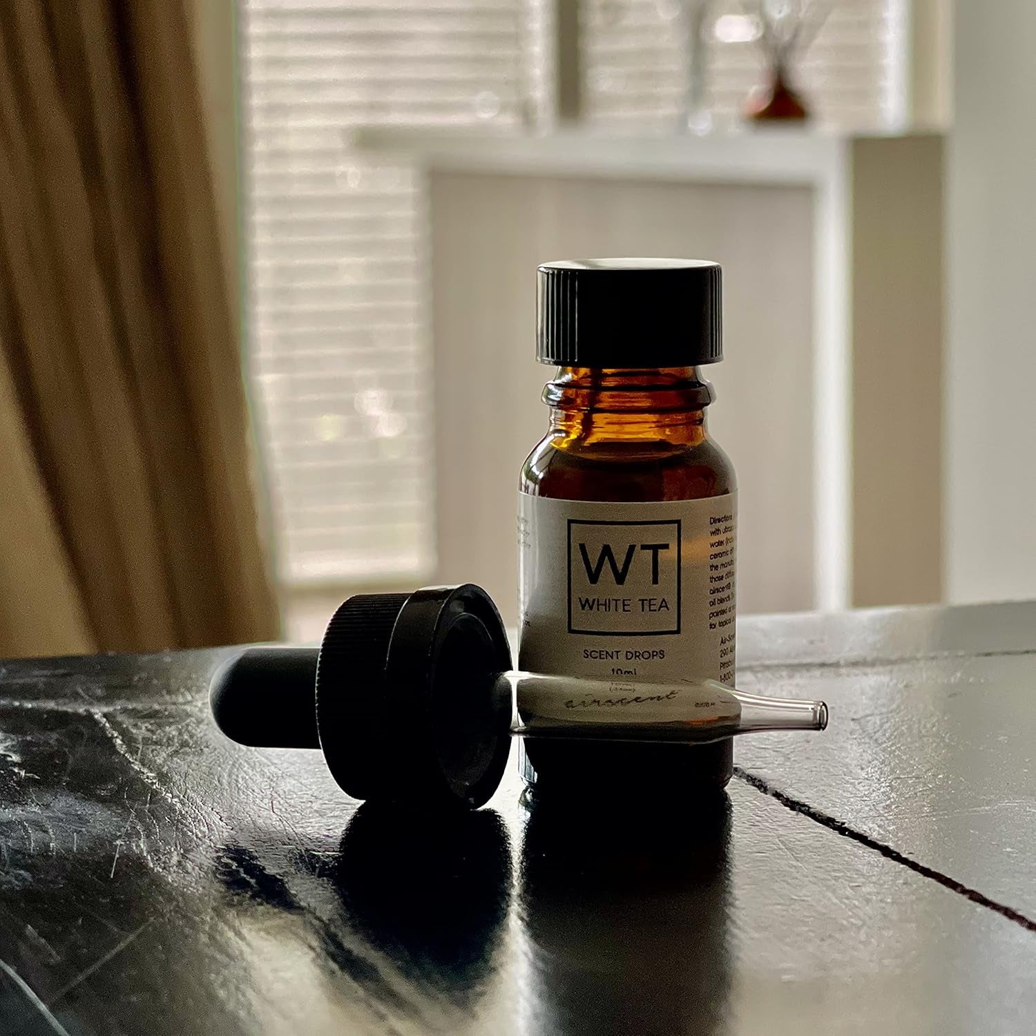 White Tea Diffuser Oil -  Aroma and White Tea Essential Oil Blend - 10 Ml, .34 Fl Oz Glass Dropper Bottle for Aromatherapy Diffusers and Humidifiers