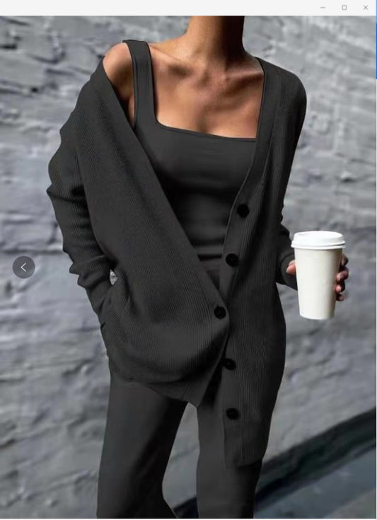Emelia Women's Solid Color Casual Knitted Three-piece Suit