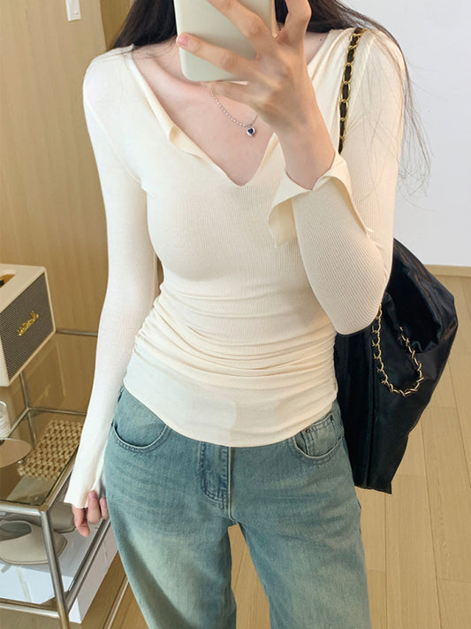 Graciela Women's V-Neck Bell Sleeve Slim Knitted Top